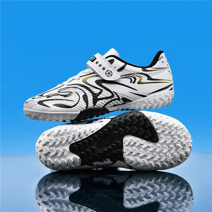 New Kids Soccer Shoes Original Football Shoes Boy Girl Indoor Professional Football Field Boots Society Cleats Non Slip Sneakers