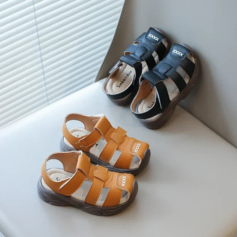 Baby Boys Summer Sandals Kids Beach Shoes Classic Fashion Hollow Toe-capped Anti-kick Toddlers Kindergarten Sandals Breathable