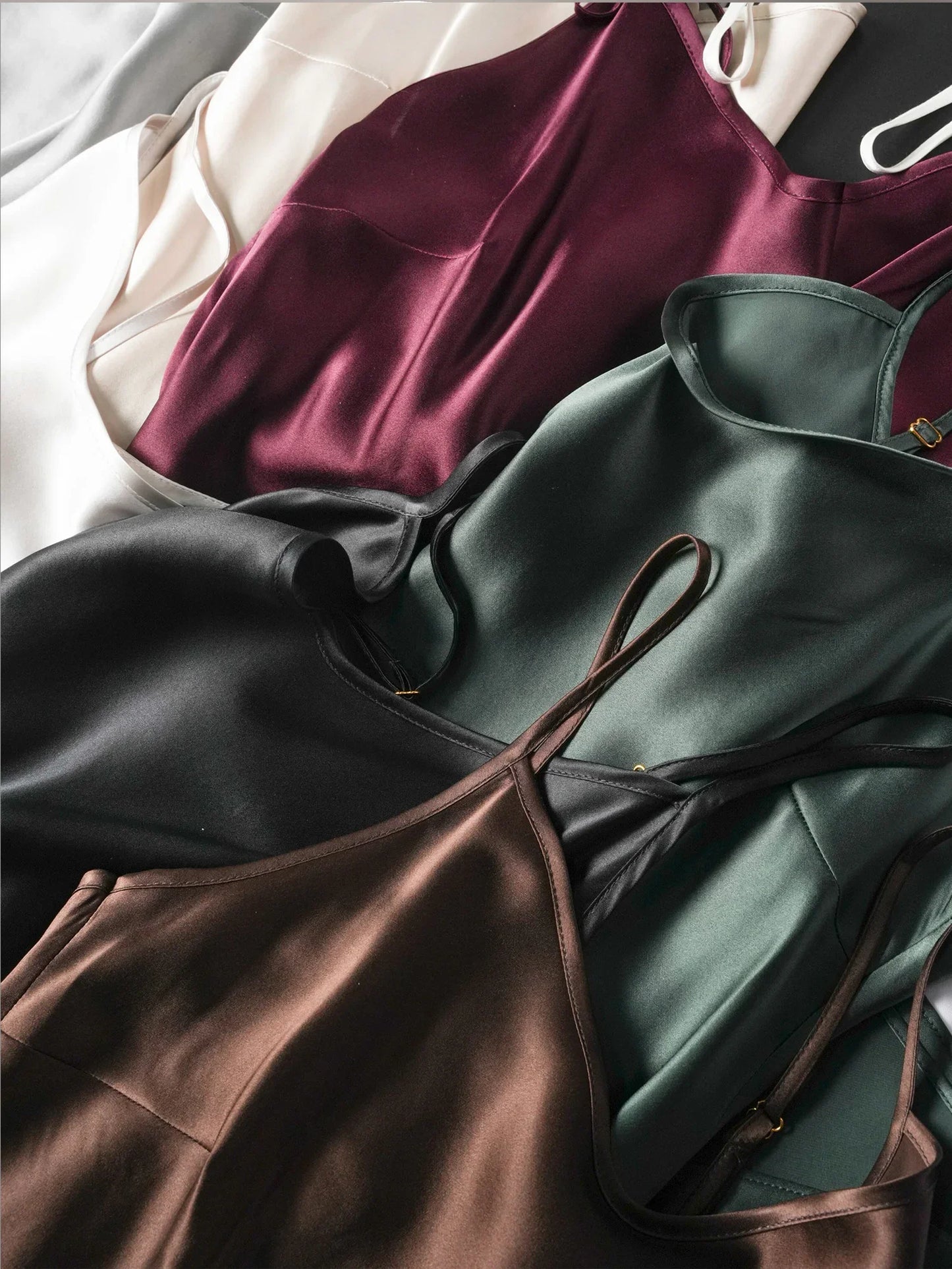100% Natural Mulberry Silk Plain Satin French V-neck Diagonal Cut Women's Sexy Solid Suspender Dress