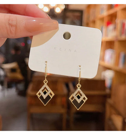 2024 Trending Black Rhinestone Statement Earrings for Women  Korean Gold Color Buckle Pendants Hanging Designer Earrings Jewelry
