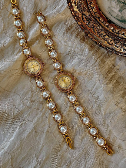 1 Piece of Gold French Fashion and Elegant Women's Pearl Strap Women's Quartz Watch Palace Retro Bohemian Style 30m Waterproof Round Women's Quartz Watch, Suitable for Daily Wear, Vacation Party and Other Occasions