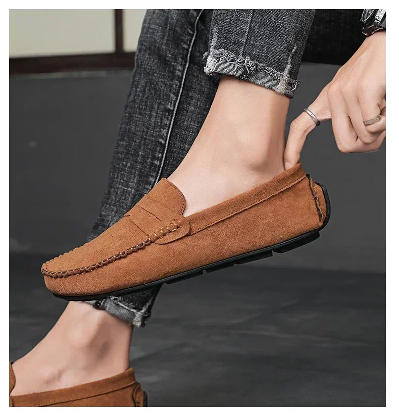 Fashion Suede Men Casual Shoes Breathable Comfort Slip-on Mens Driving Shoes Luxury Brand Men Loafers Mens Lazy Shoes Moccasins