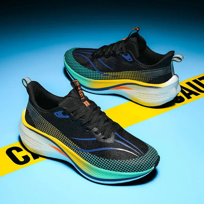 Sapatos de corrida esportivos casuais masculinos e femininos de moda com superfície de malha respirável, suporte de placa de carbono e sola de borracha resistente ao desgaste