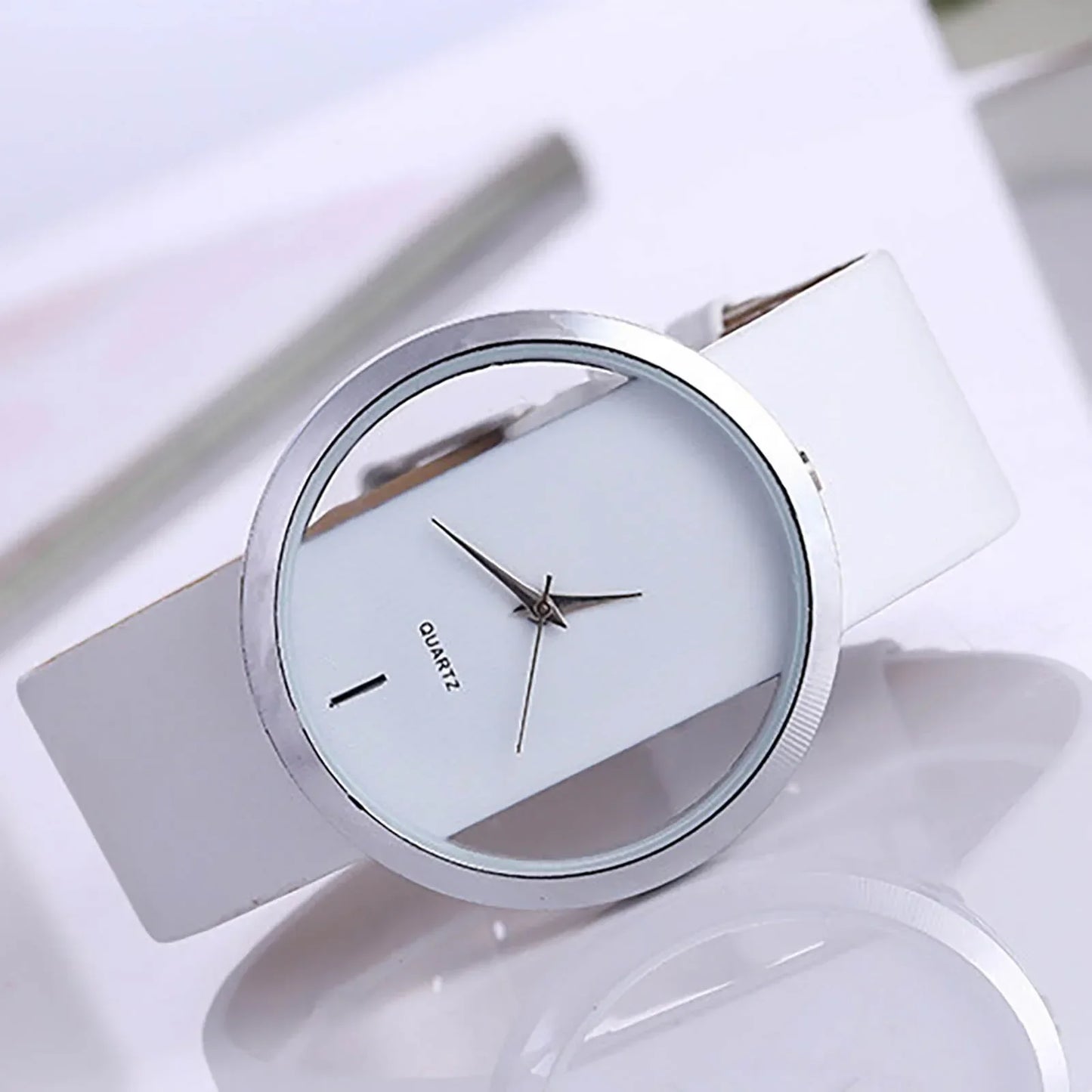 Women'S Simple Quartz Wristwatch Leather Strap Luminous Circular Dial Elegant Ladies Wristwatch Women'S Watch Gift