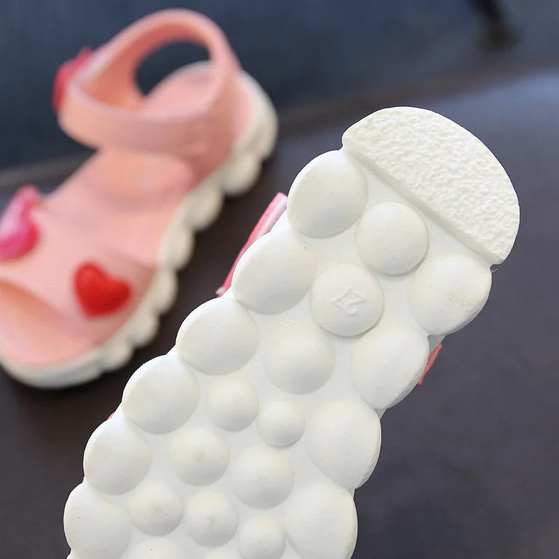 Lovely Heart Shape Children Sandals for Girls 2026 Summer Open Toe Sandals Kids Girls New Arrival Baby Girl Beach Shoes I03123