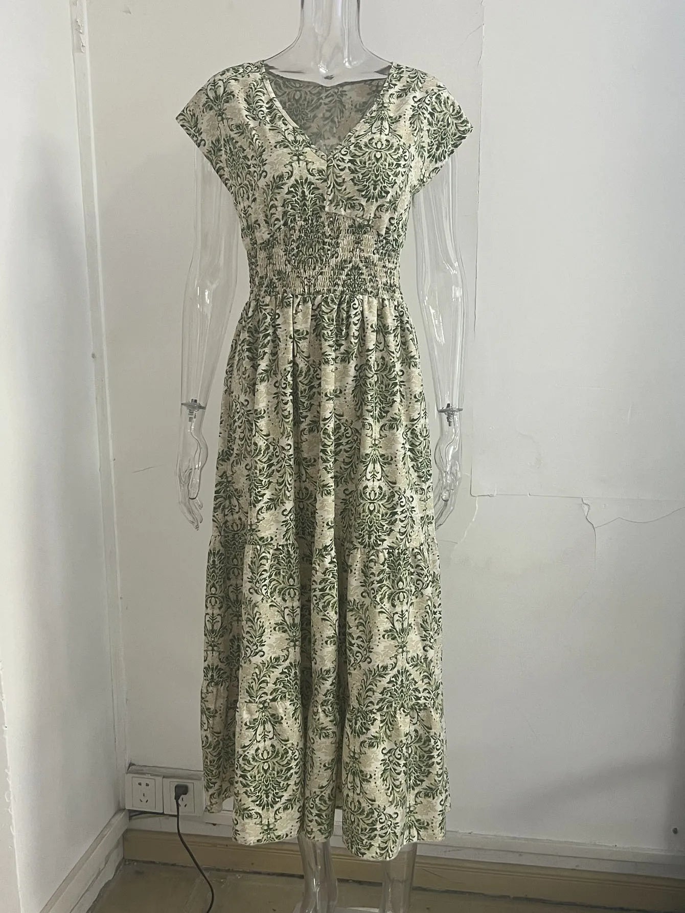 2025 vintage printed dress fashionable and elegant V-neck short sleeved jumpsuit long skirt women's clothing