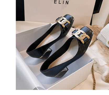 Plus Size 35-43 Women Pumps Med Heel Square Toe Pumps Office Lady Leahter Shoes Big Gold Metal Chain Soft Soles Slip on Shoes