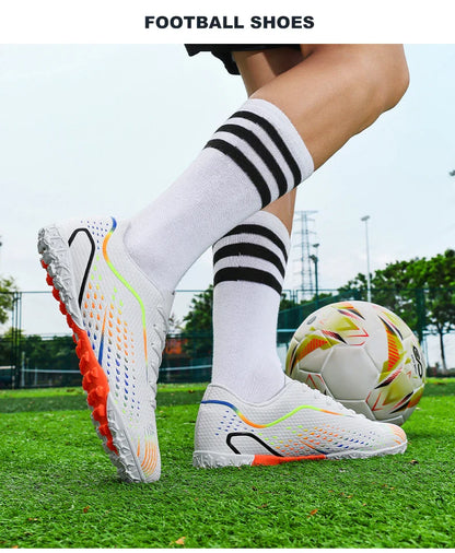 New Men Soccer Shoes Hot Sale Women Professional Football Boots Unisex High-quality Futsal Ultralight Cleats TF/FG Sneakers