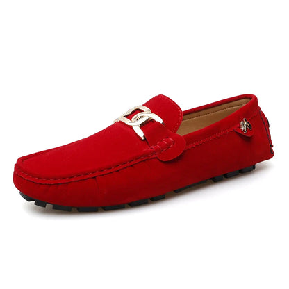 Sapatos Masculinos 2025 Novos Feitos à Mão Gorro Sola Macia Slip-On Casual Sapatos Preguiçosos Respiráveis ​​Trbottomy Mais Fáceis de Combinar Tamanho Grande