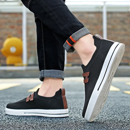 New Fashion Men Casual Shoes Lightweight Breathable Outdoor Walking Sports Shoes Driving Shoes Men Flat Canvas Shoes Large Size