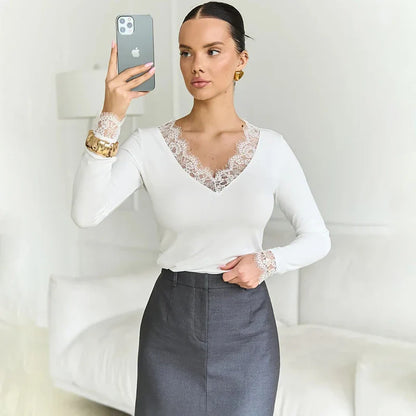 V neck Lace T shirt Top Women Sexy Navel Exposed Pullover Fashion Splice Hot Girl Club Party Top Autumn New Lady T shirt