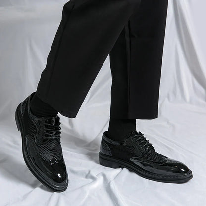 Fashion Derby Leather Men Shoes Summer Breathable White Brogue Lace Up Solid Dress Shoes Business Casual Party Wedding Shoes Men