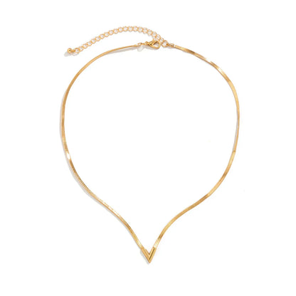 Fashion Simple Flat Snake Clavicle Chain Necklace Men Creative V Shape Pendant Choker Party Jewelry Accessories Gifts