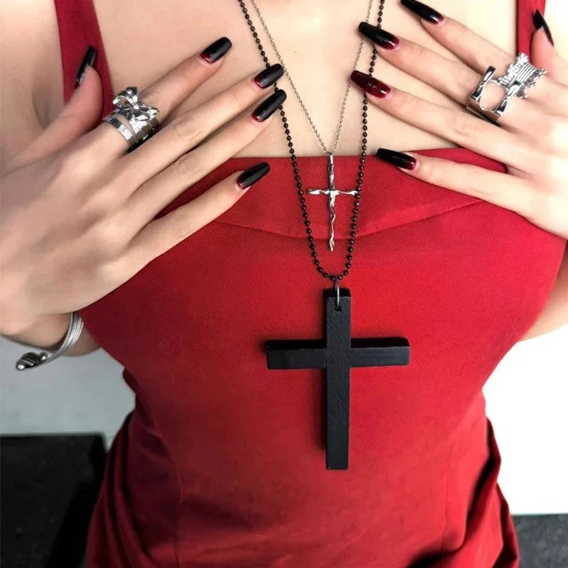 Y2K Wood Cross Pendant Necklace for Women Men Vintage Cool Spicy Girls Hip Hop Fashion Necklace Party Jewelry Accessories Gift