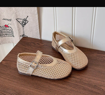 Toddler Girls Mesh Ballet Flats 2026 New Summer Ankle Strap Sandals Non-slip Simple Princess Outdoor Beach Sandals Metallic Gold