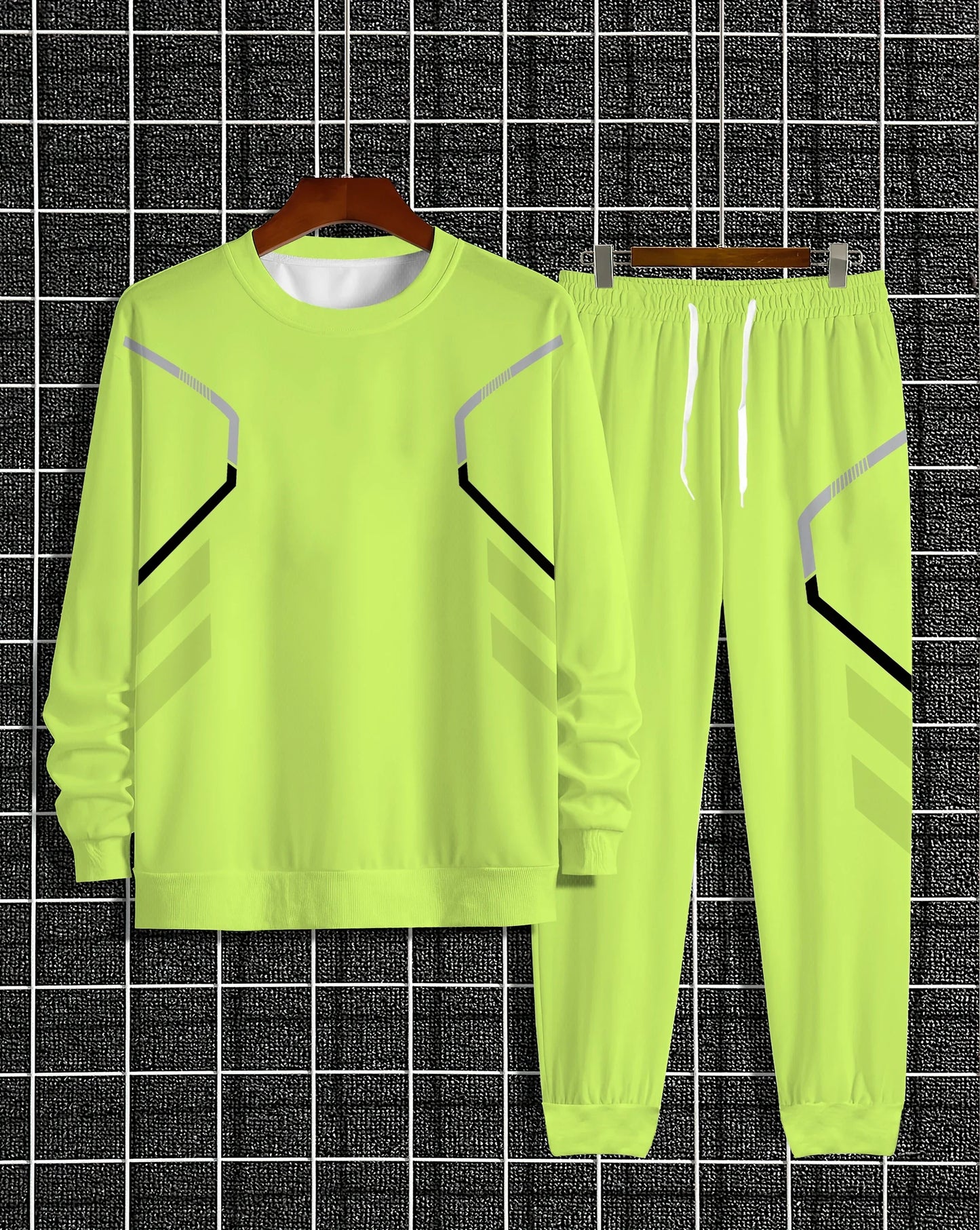 The new men's round-neck sweatshirt set for Spring and Autumn 2025 features street fashion and comfort with 3D pattern printing