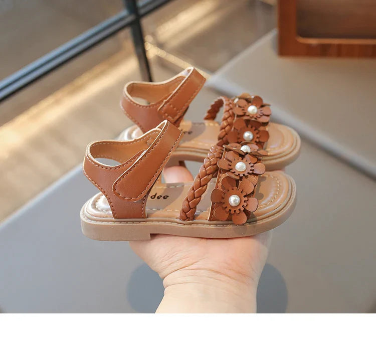 2026 High Quality Girls Sandals Flower Sweet Soft Children's Beach Shoes Kids Cute Summer Floral Sandals Princess Fashion 22-31