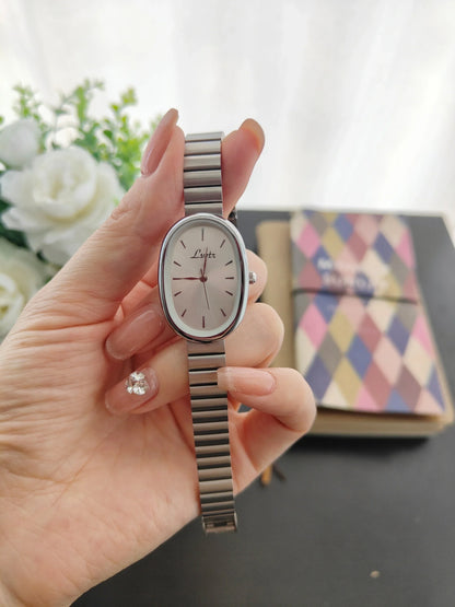 1 Piece of New Fashion Gold Bracelet Women's Watch Retro Luxury Fashion Simple Elegant Accessible Luxury Elegant Versatile Watch Women's Quartz Watch