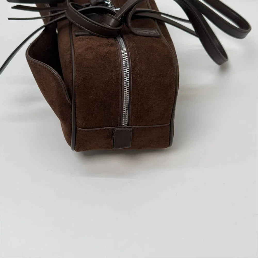 Retro Hand-Held Bowling Bag for Women's Autumn and Winter New Fashion Trend Suede Underarm Bag, Niche Commuting Bag