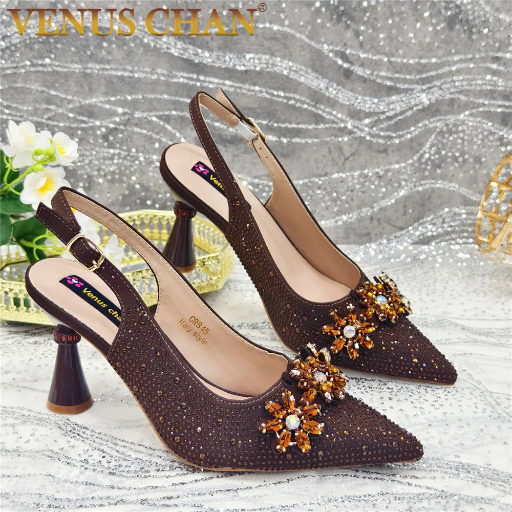 Últimos Sapatos de Design para Mulheres Designer de Luxo Sapatos de Casamento Noiva Sapatos de Festa Decorados com Strass Sandálias Femininas