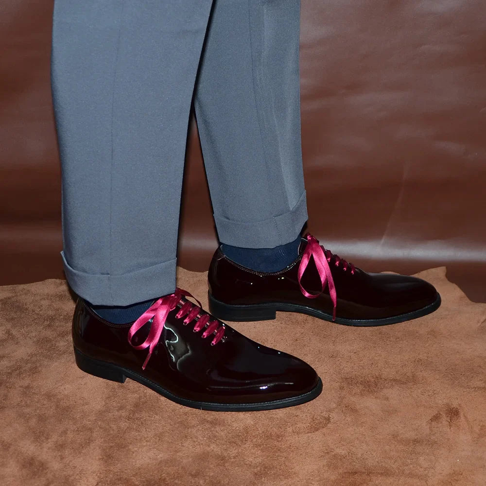 Luxury Men's Dress Shoes Burgundy Smooth Patent Leather Italian Whole Cut Plain Toe Oxford Lace-Up Wedding Party Formal Shoes
