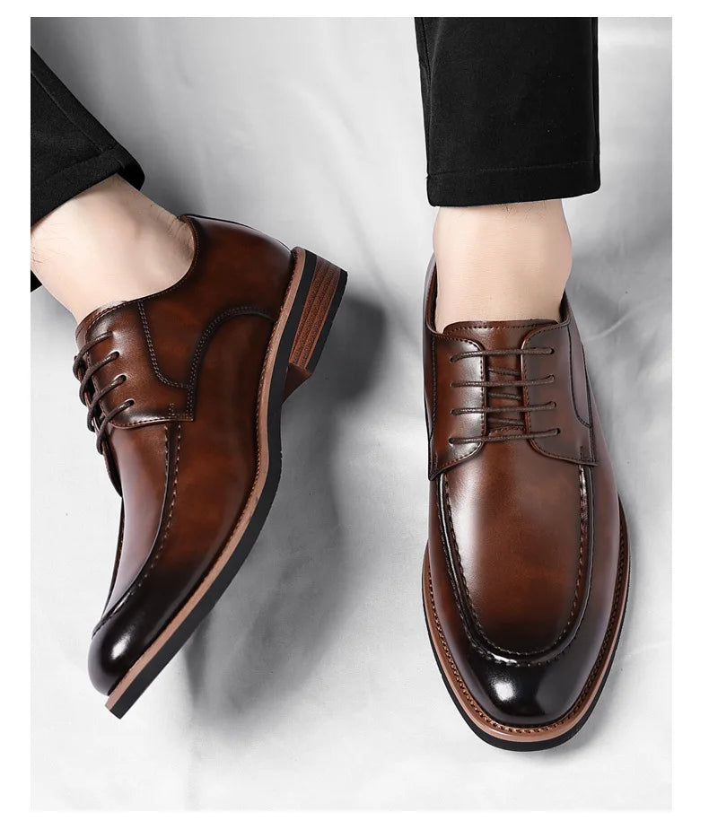 Fashion Designer's New Gentleman's Brown and Black Lace-up Men's Formal Leather Shoes