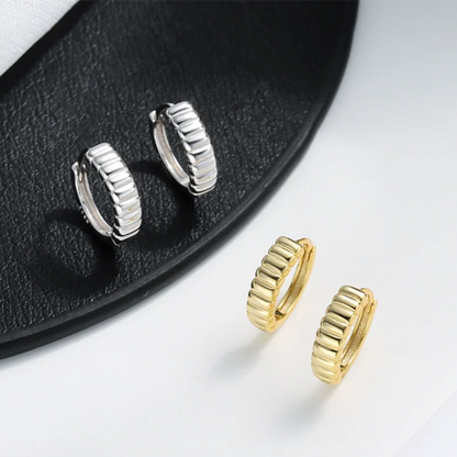 925 Sterling Silver Minimalist Geometry Pleated Huggies Ear Buckle for Women Fashion French Party Hoop Earring Jewelry