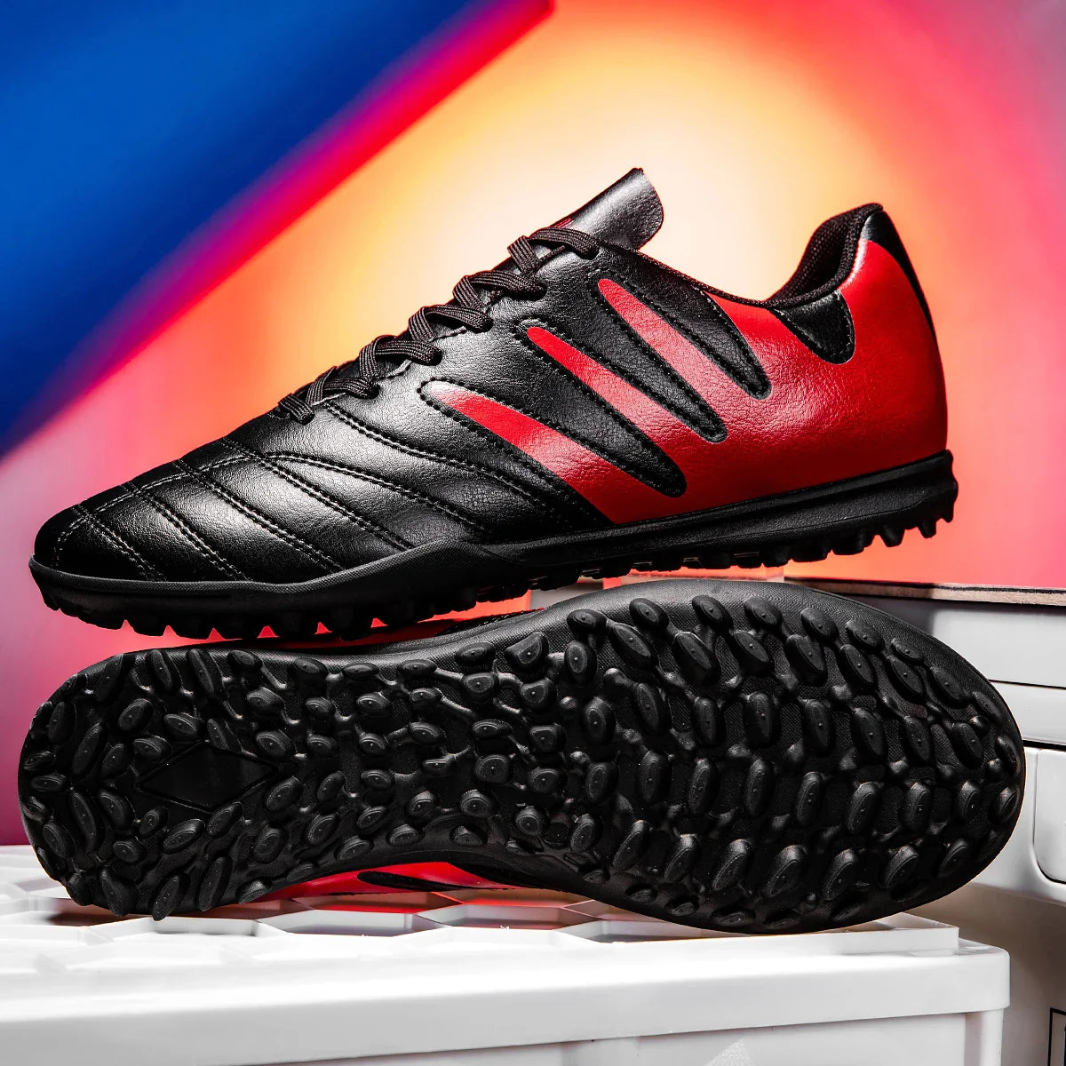 Adult men's breathable soccer shoes TF nail all season universal anti slip sports shoes