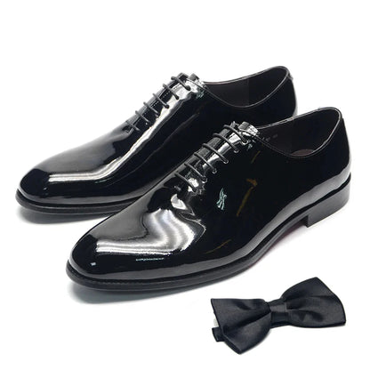 Luxury Men's Dress Shoes Burgundy Smooth Patent Leather Italian Whole Cut Plain Toe Oxford Lace-Up Wedding Party Formal Shoes