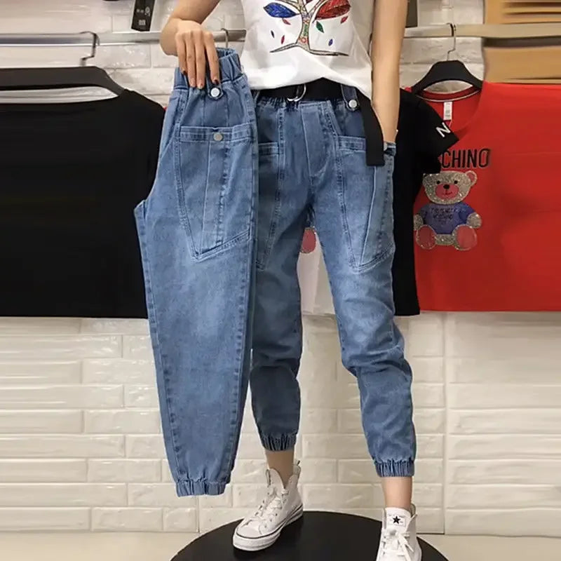 Calça Jeans Feminina Elástico na Cintura com Amarração no Tornozelo