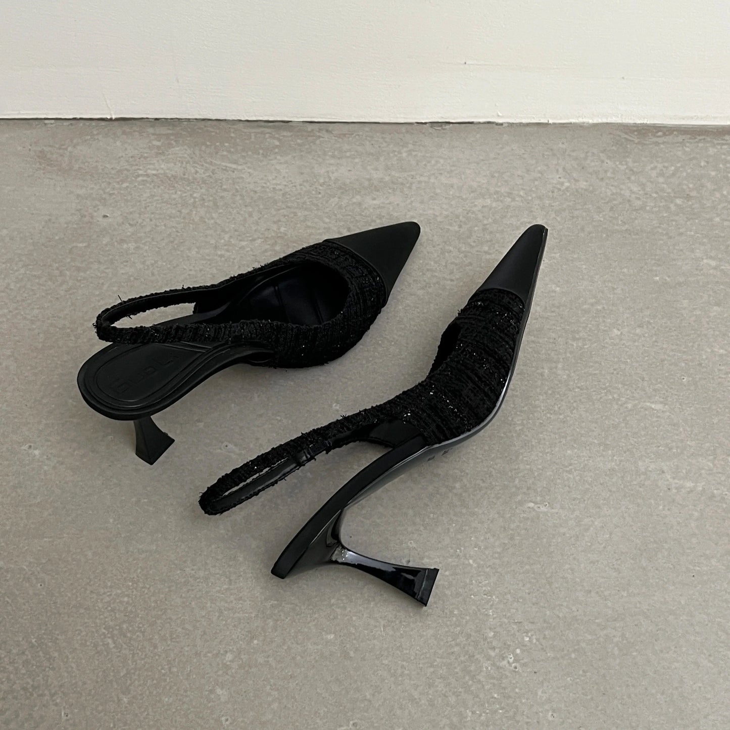 New style pointed-toe fashionable high-heeled shoes for women with thin heels open-back, shallow-cut and suitable foroutdoorwear