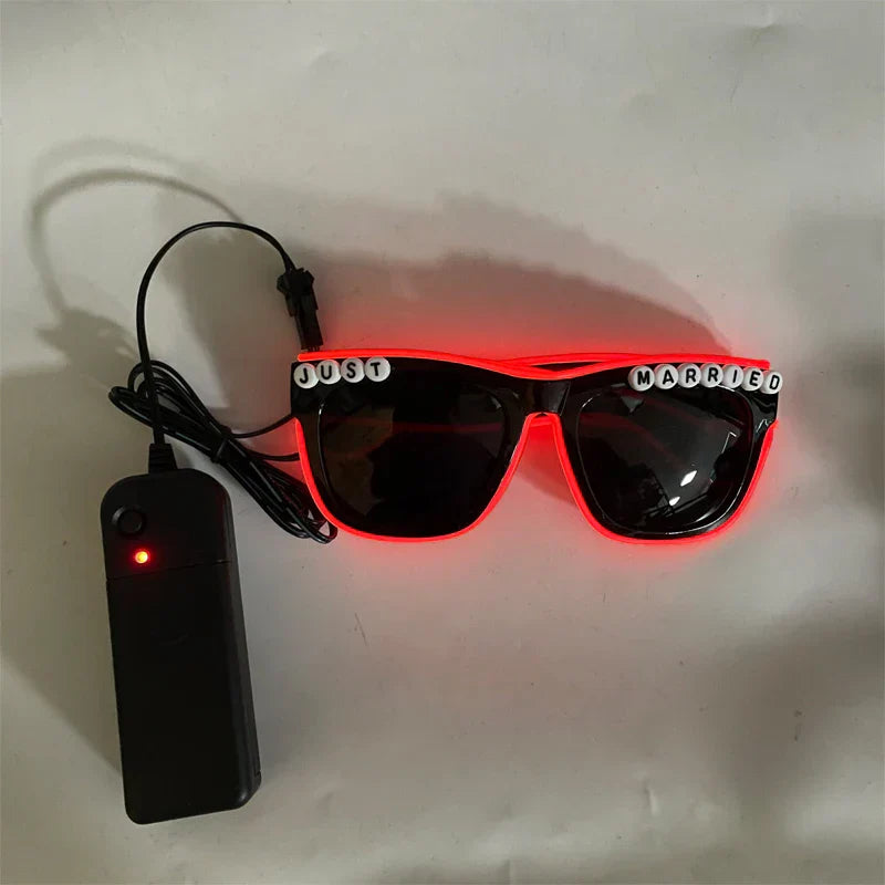 LED Just Married Glasses Wedding Bride To Be Surprise Gift Couple Glasses Souvenirs Glowing Heart Glasses Married Sunglasses