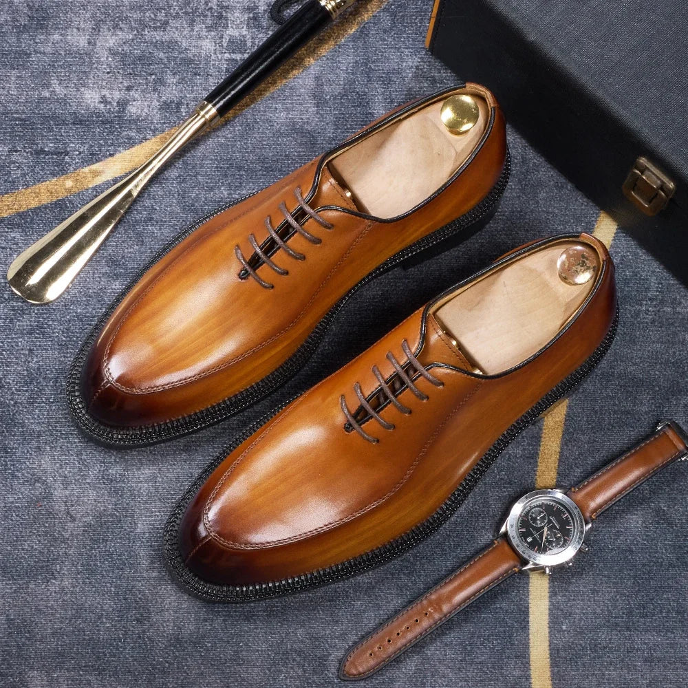Elegant genuine leather British style toe shoes, men's shoes with carved red soles, business shoes, men's formal wedding dresses