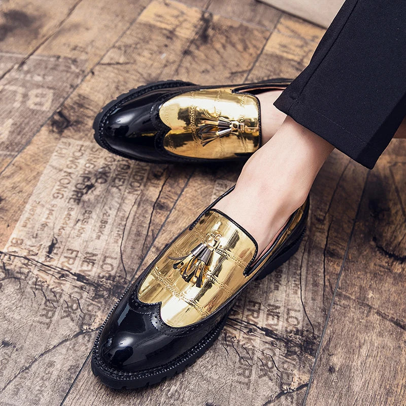 Pointed retro leather shoes for men Business casual patent loafers men's lace-up moccasins elegant luxury shoes social shoe male