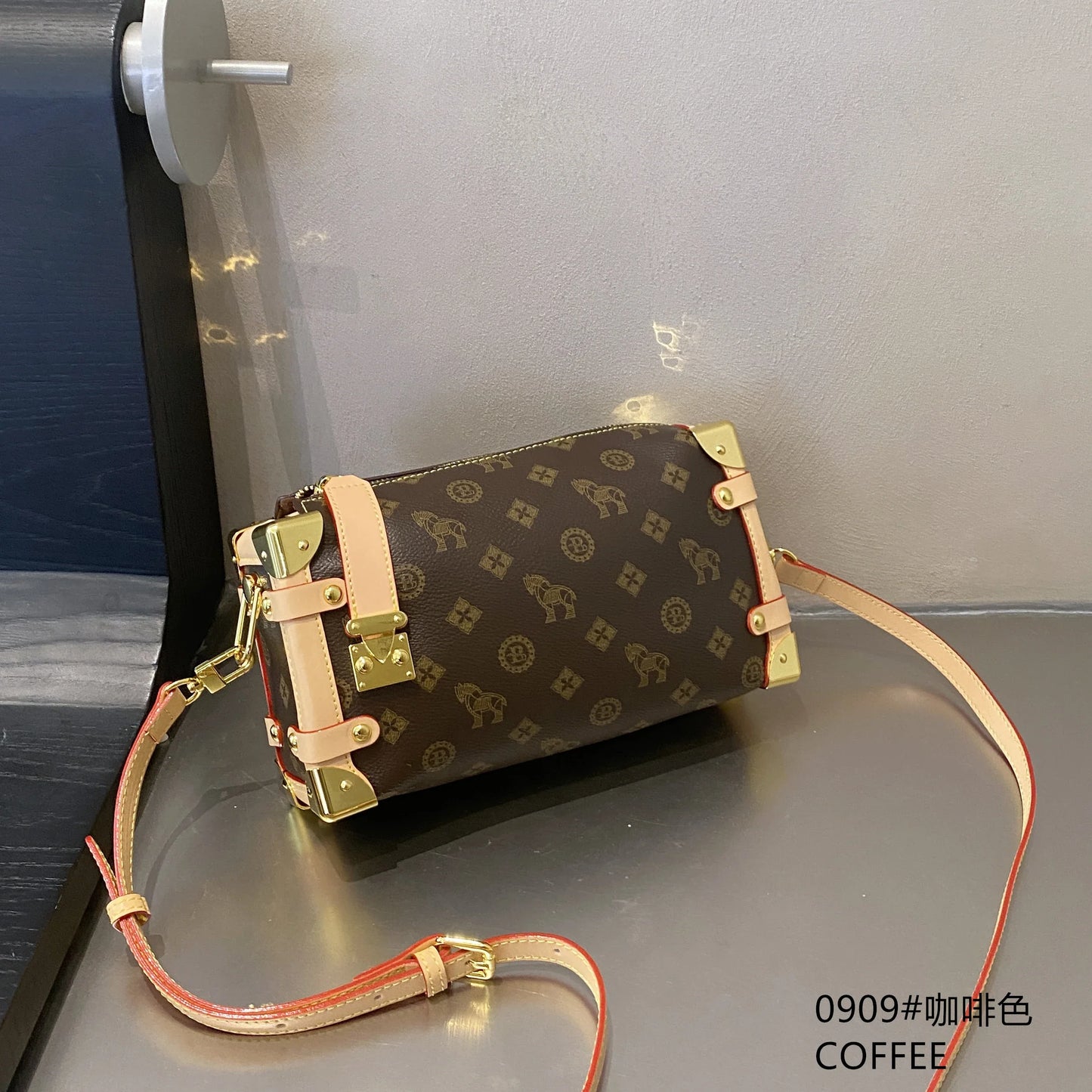 2025 Coffee Brown Crossbody Bag for Women - 可调节 Strap Shoulder Purse, Stylish Underarm Handbag, Lightweight Small Casual S