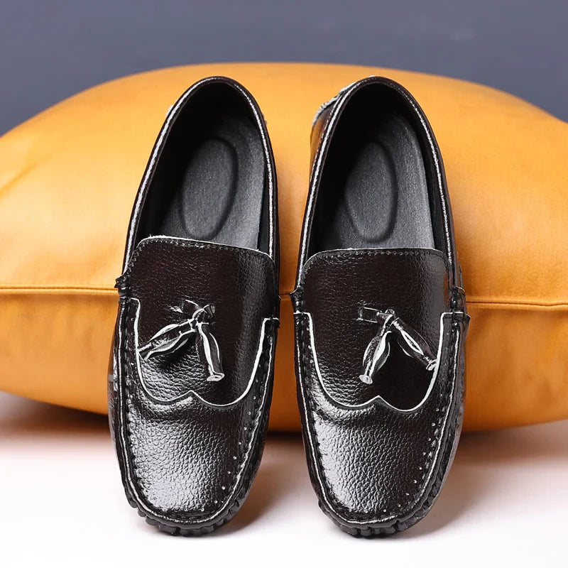 Sapatos Masculinos Loafers Confortáveis Slip-on Mocassins para Dirigir Calçados Masculinos Marca Marrom de Couro Sapatilhas Casuais para Homens