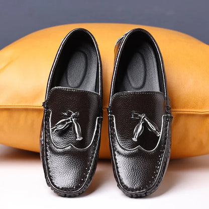 Sapatos Masculinos Loafers Confortáveis Slip-on Mocassins para Dirigir Calçados Masculinos Marca Marrom de Couro Sapatilhas Casuais para Homens