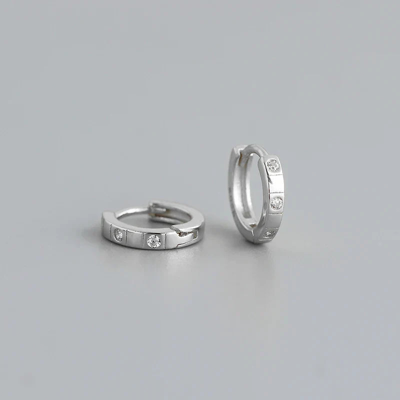 925 Sterling Silver Simple Stripes Shiny Zircon Huggies Hoops Earrings for Women Fashion Unisex Punk Jewelry Ear Buckle