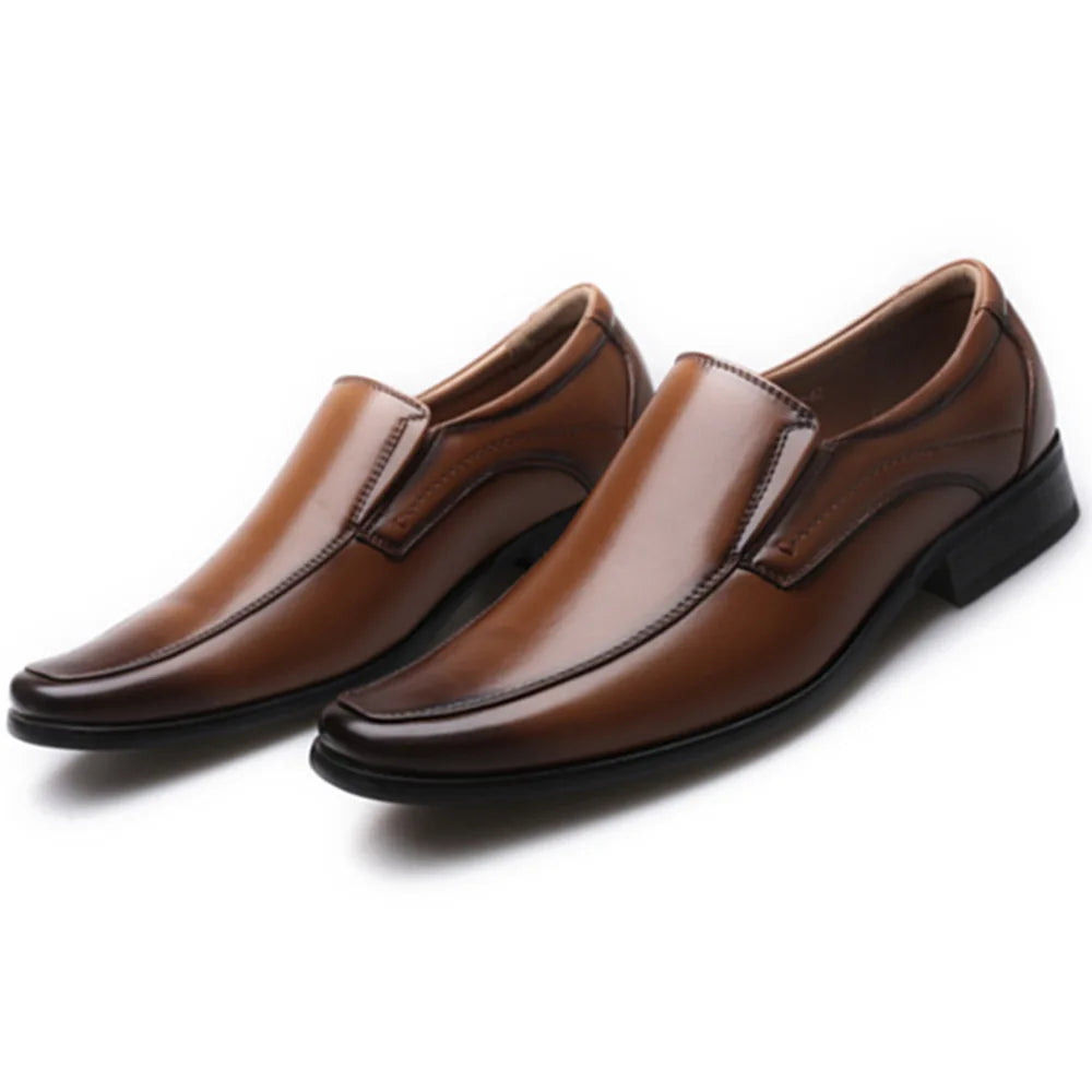 Sapatos femininos casuais de couro, sapatos masculinos sociais de tamanho grande, mocassins slip-on com bico quadrado, sapatos casuais de couro polido à mão