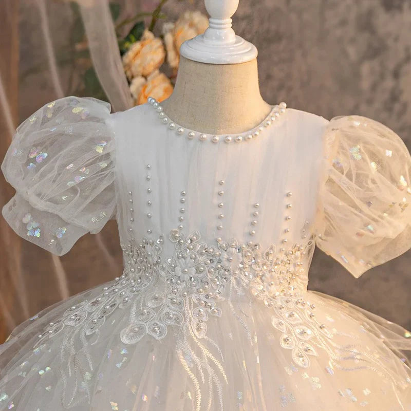 Vestido de Verão Novo com Laço e Bordado de Miçangas para Meninas, Saia Rodada Fofa, Vestido de Aniversário de Tule para Bebê Menina