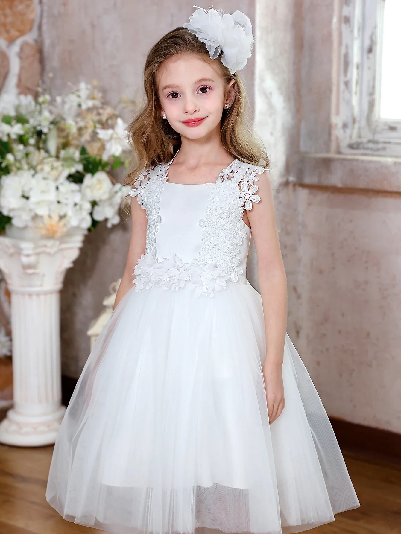 Girls Short Floral Decoration Flower Girl Bridesmaid Dresses Elegant Tulle Dresses Communion Dresses