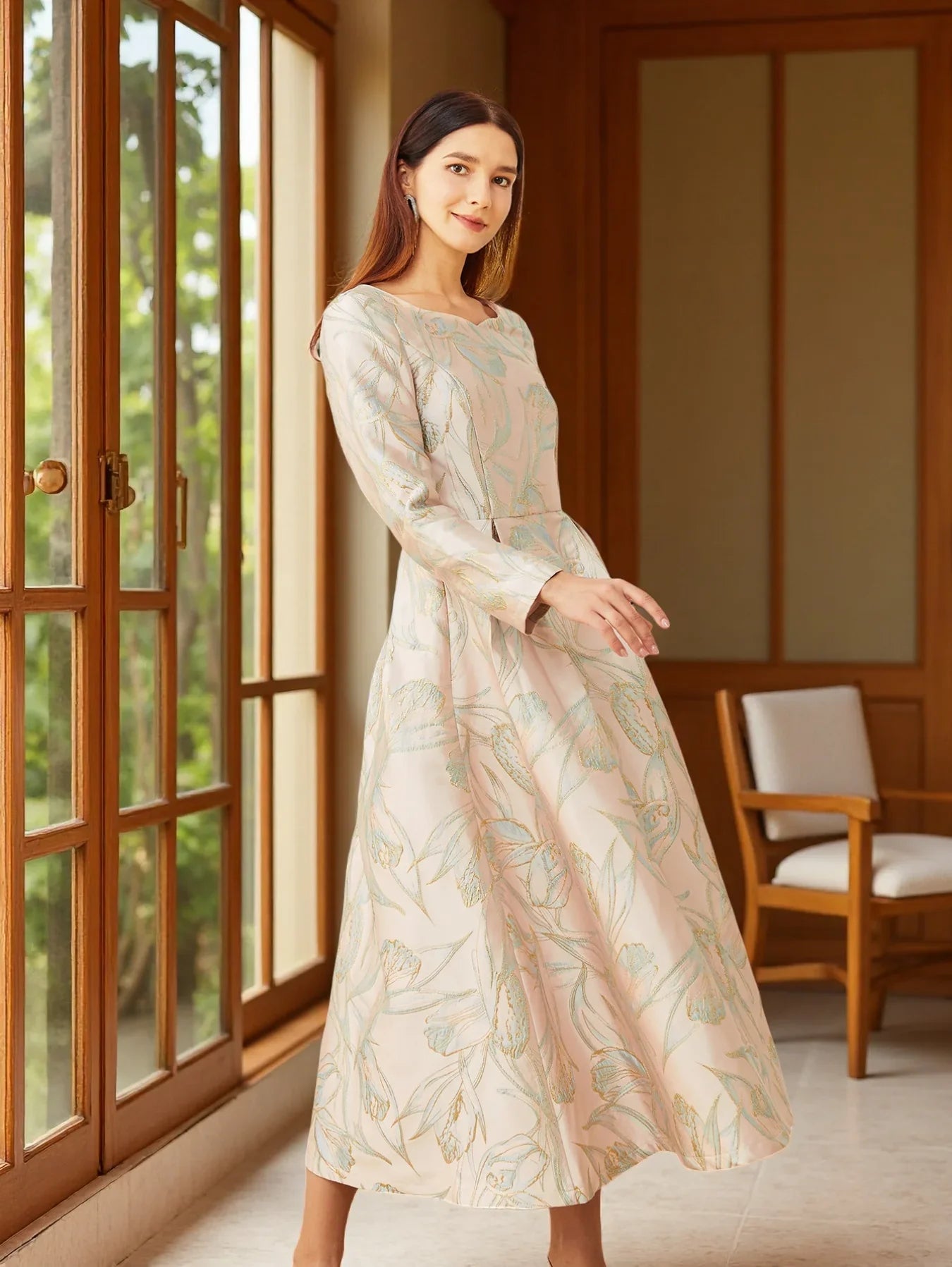 Elegant lady's fitted long-sleeved dress - luxurious and sophisticated party and banquet evening gown, mid-length style