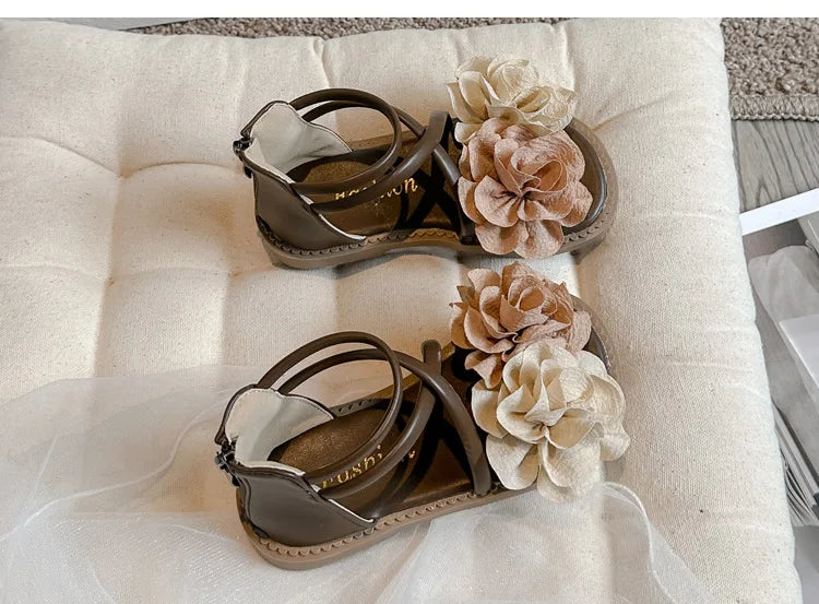 2025 Girls Sandals Summer New Flower Pearls Little Girl Princess Shoes Soft Bottom Non-slip Girl Kids Roman Sandals Shoes I03191