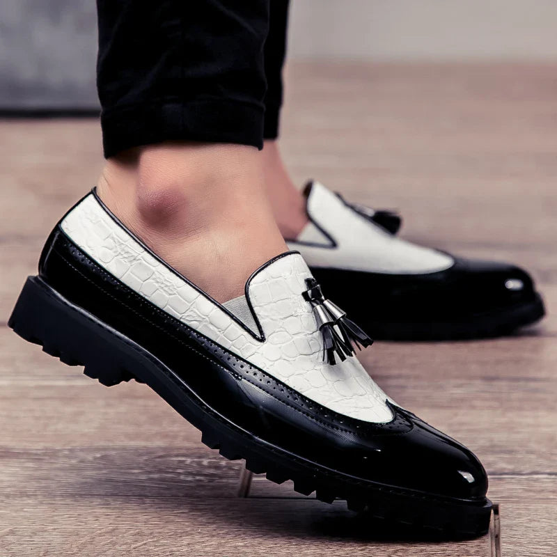 High Quality Casual Business Leather Shoes Men Formal Men's Dress Shoes Classic Tassels Retro Office Social Leather Loafers Male