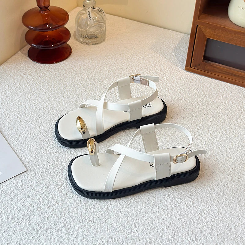 Summer New Kids Beach Sandals Clip-toe Outdoor Girls Roman Sandals School Fashion Cross-tied Children's Flat Sandals Non-slip