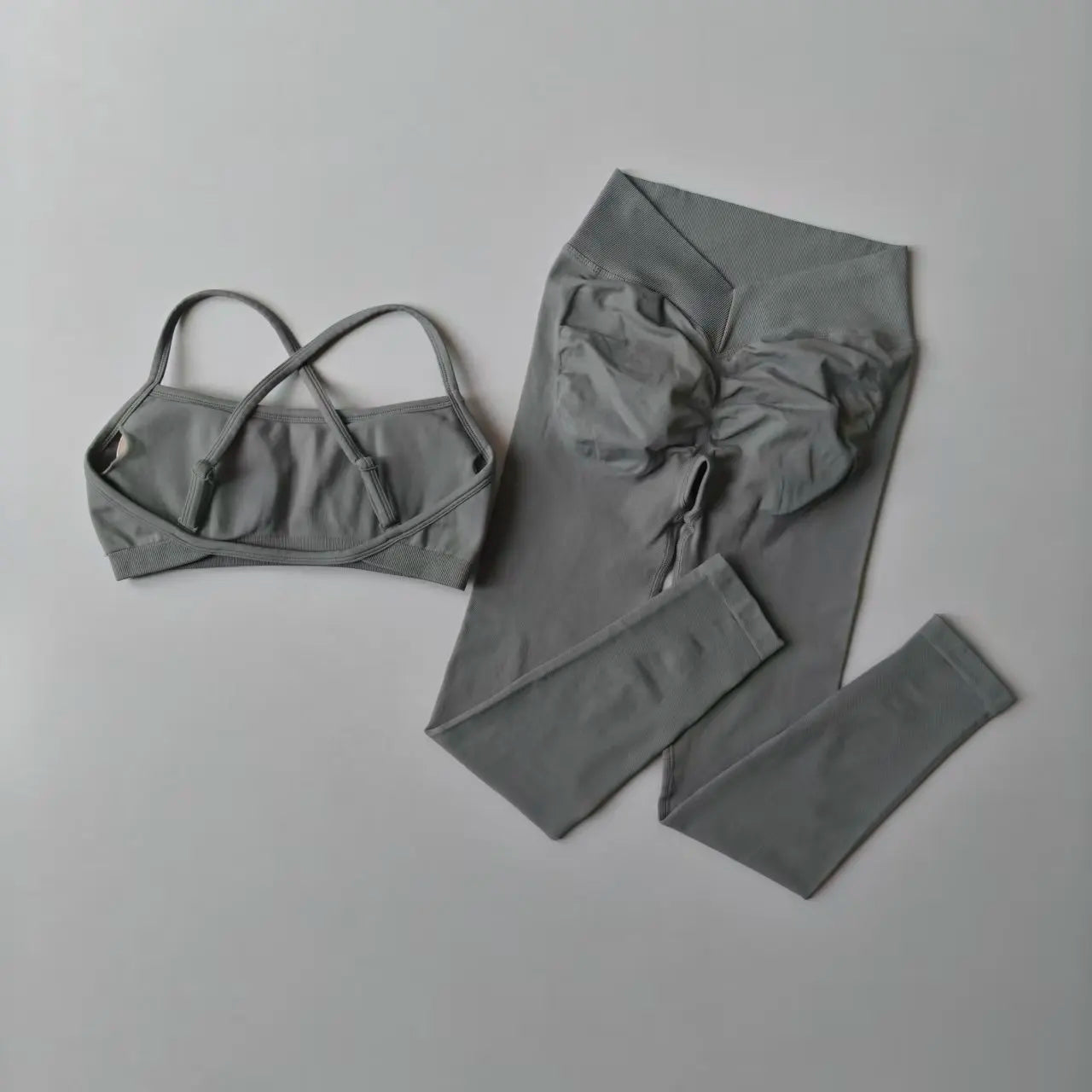 Peach Butt Seamless Fitness Two-Piece Set: Tight Yoga Sports Bra Quick-Dry Pants Set for Pilates Women