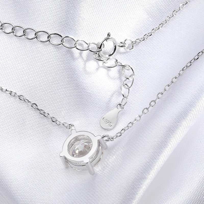 Colar Feminino de Moissanite Banhado a Ouro Branco 1-10 CT Clássico com Pingente de Quatro Garras Joia de Casamento em Prata Esterlina 925