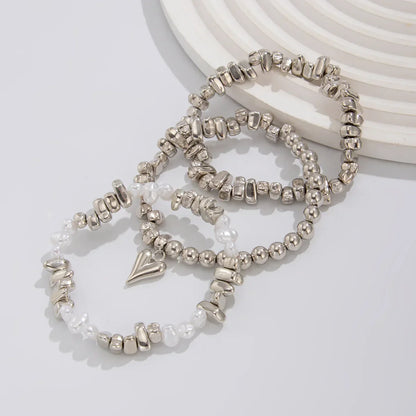 Retro Simple Heart shaped Pendant Necklace 2025 Multi layer Sweet Creative Irregular String Style Girl Fashion Birthday Jewelry
