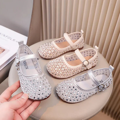 Summer Quick-Dry Mesh Kids Sandals for Girls Witn Sparkly Sequins Non-Slip Sole Cuts-outs Toddler Flats Beach Shoes Daily Wear