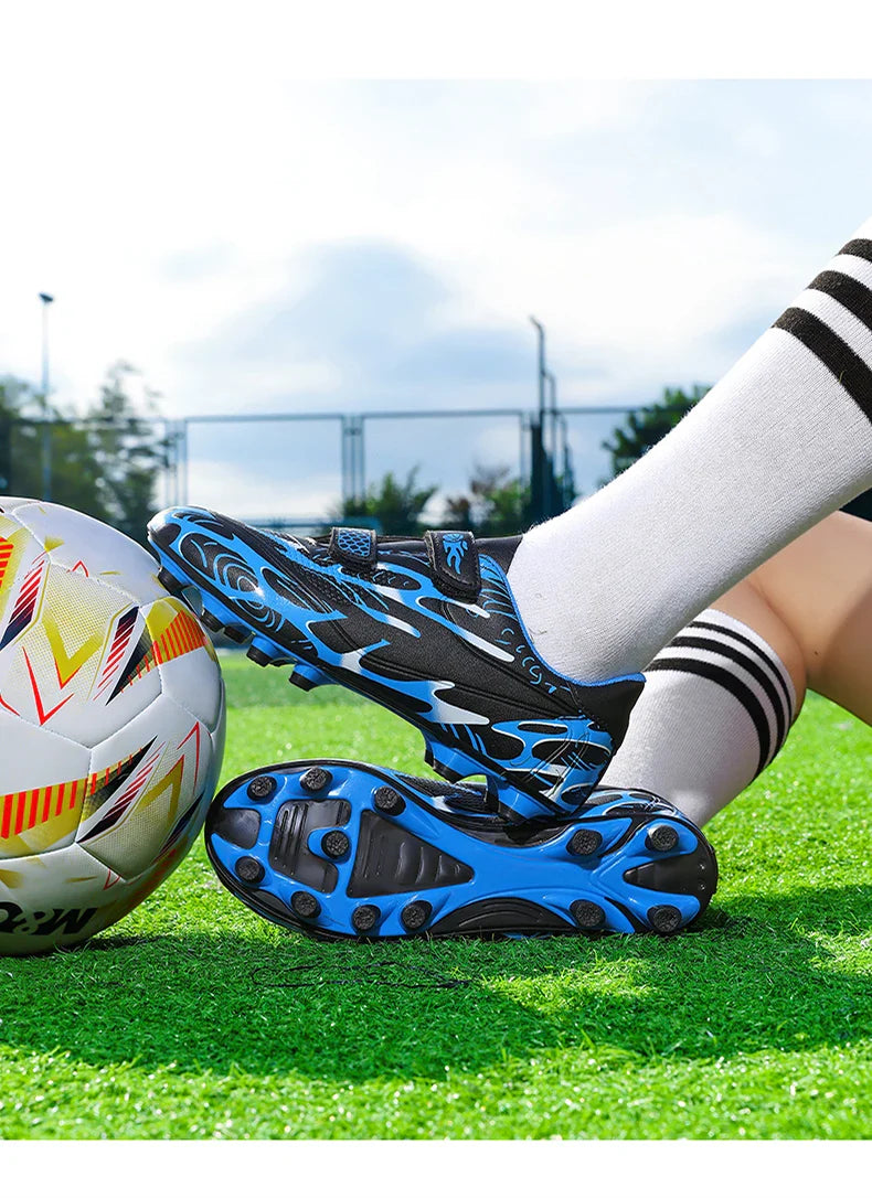 New Hot Kids Soccer Shoes School Football Boots Boys Girls Cleats Grass Sneakers Child Outdoor Athletic Training Sports Footwear
